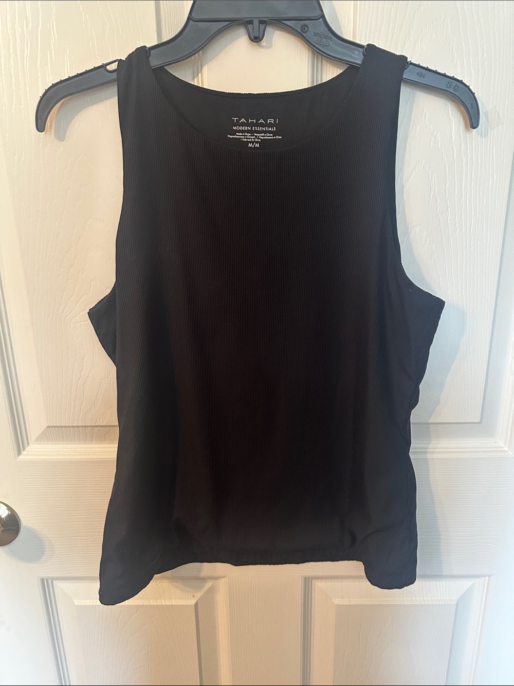 Tahari tank top